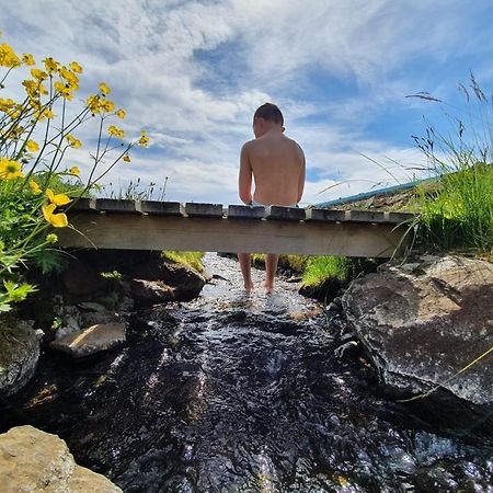 Hotel Laugarholl With Natural Hot Spring Holmavik Exterior photo